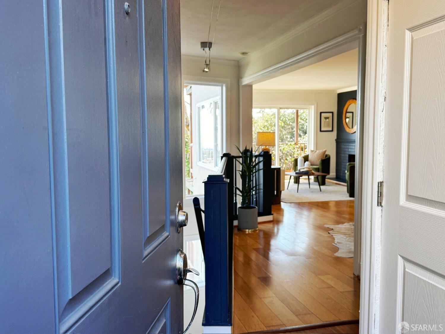 Photo #9: 425085572 Listing: Photo #9