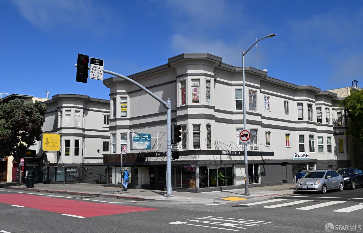 Detail Gallery Image 2 of 7 For 3400 Geary Blvd, San Francisco,  CA 94118 - – Beds | – Baths