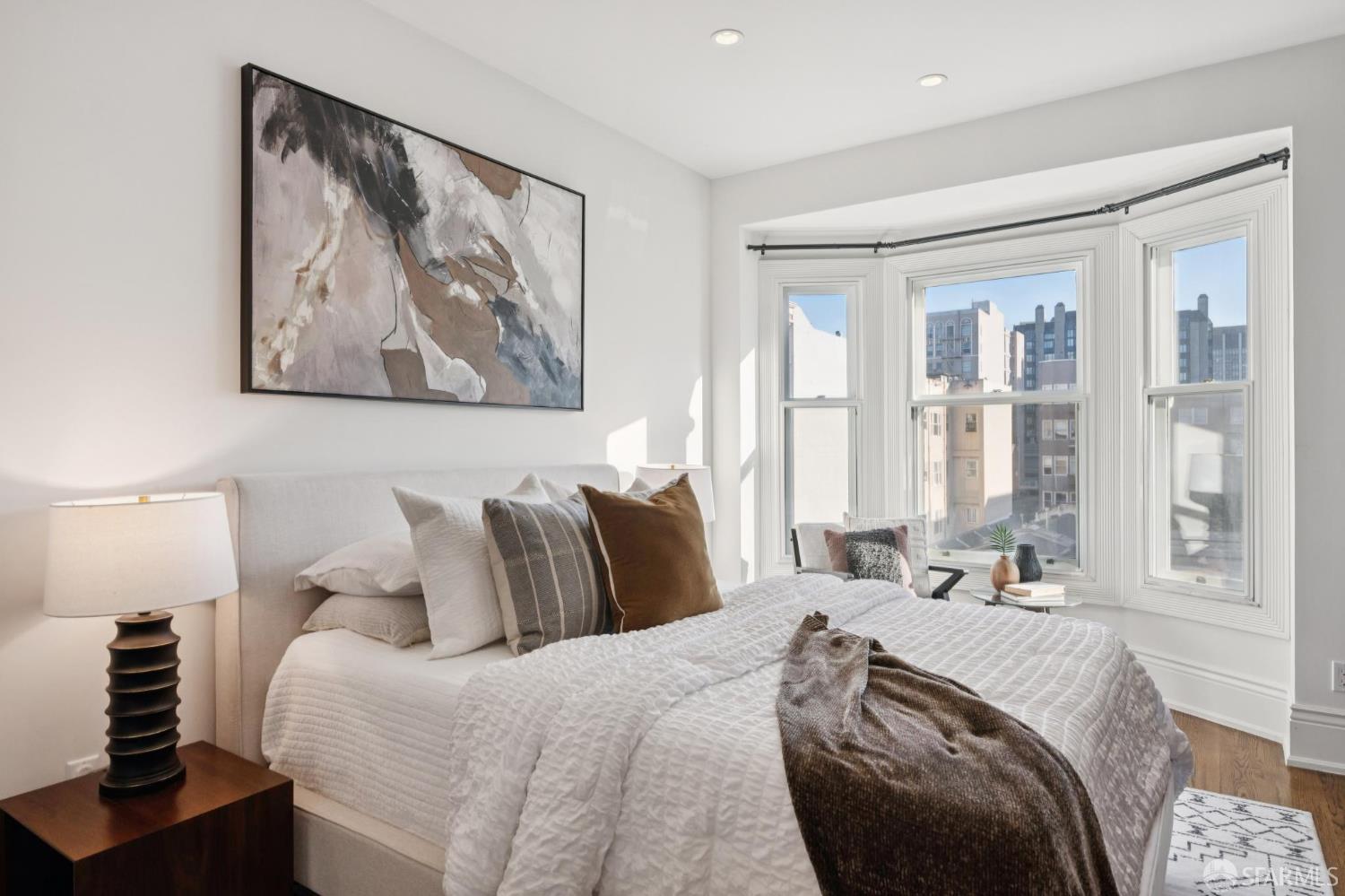 Detail Gallery Image 18 of 38 For 1070 Post St #4,  San Francisco,  CA 94109 - 3 Beds | 2 Baths