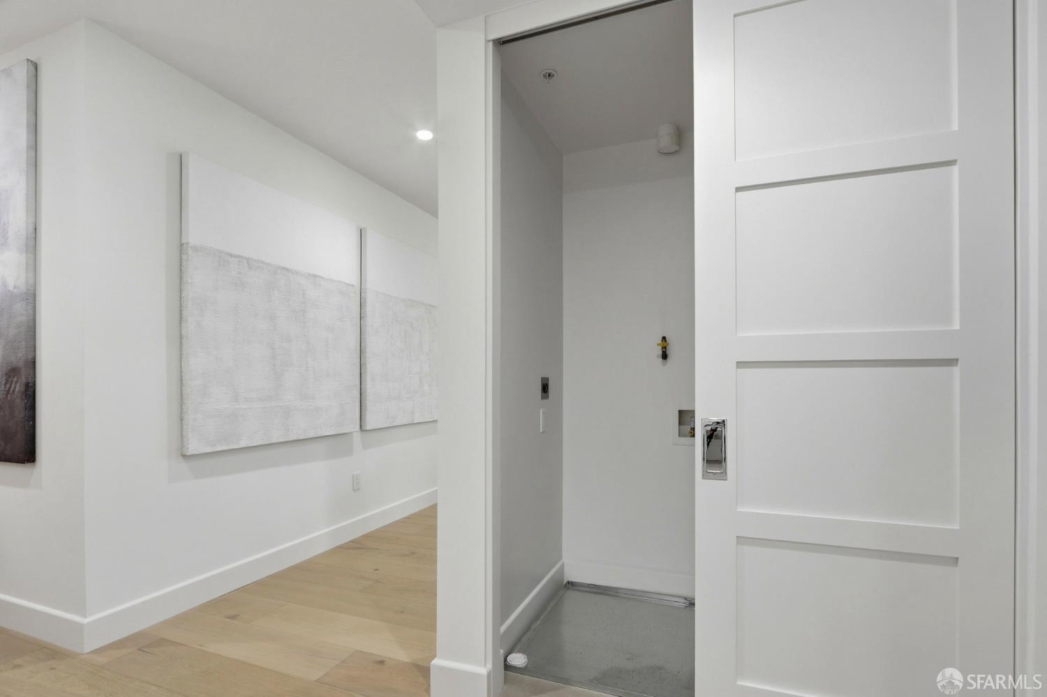 Detail Gallery Image 14 of 39 For 425 First St #14,  Los Altos,  CA 94022 - 1 Beds | 1/1 Baths