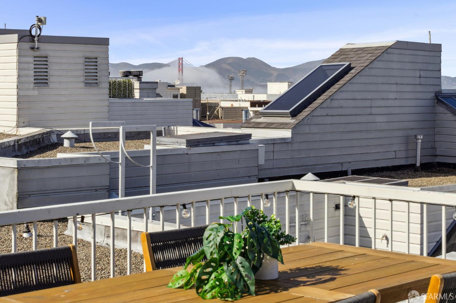 Detail Gallery Image 48 of 65 For 1755 Filbert St 1k,  San Francisco,  CA 94123 - 2 Beds | 1 Baths