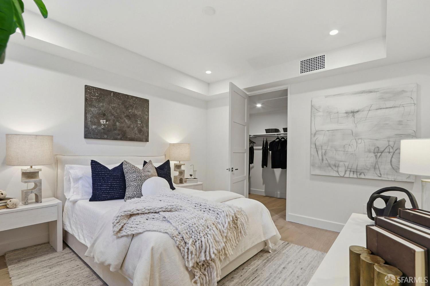 Detail Gallery Image 17 of 39 For 425 First St #14,  Los Altos,  CA 94022 - 1 Beds | 1/1 Baths