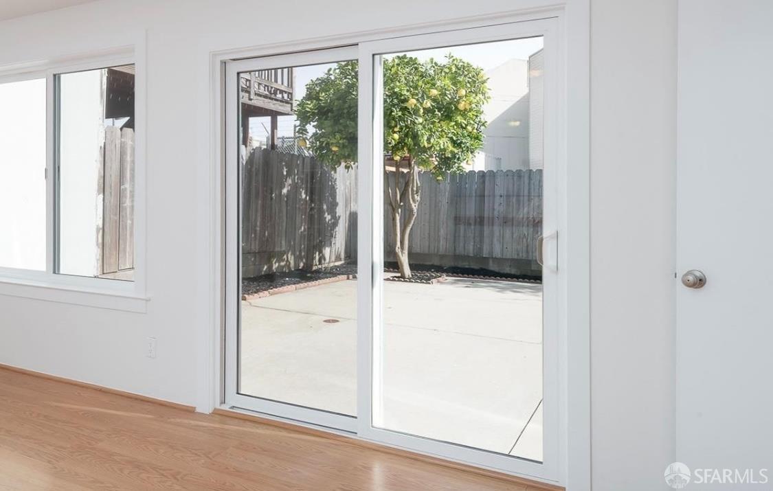 Detail Gallery Image 27 of 32 For 719 Banks St, San Francisco,  CA 94110 - 3 Beds | 2 Baths