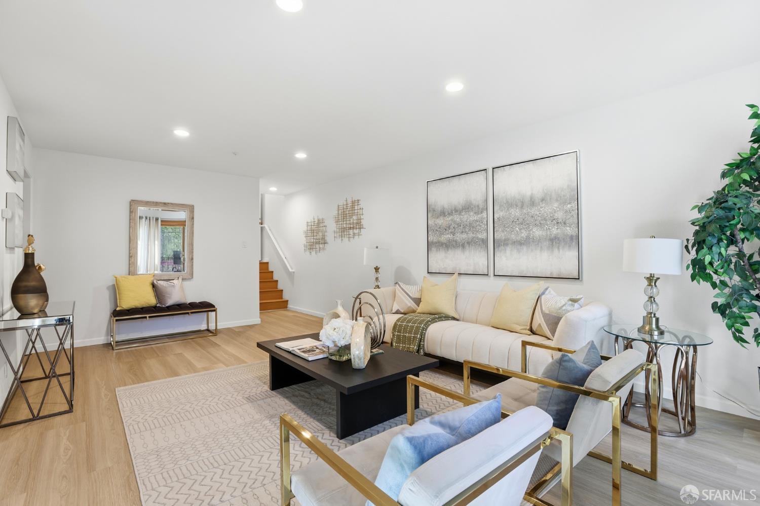 Detail Gallery Image 20 of 33 For 932 Hillside Blvd, Daly City,  CA 94014 - 4 Beds | 3 Baths