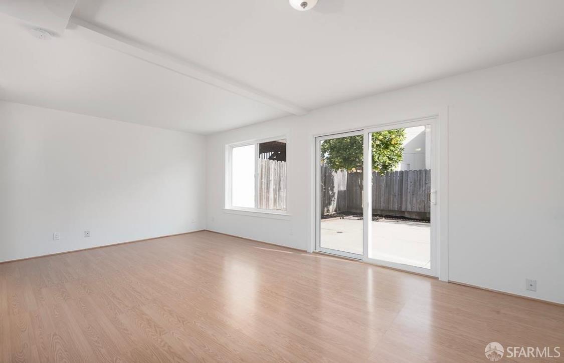 Detail Gallery Image 25 of 32 For 719 Banks St, San Francisco,  CA 94110 - 3 Beds | 2 Baths