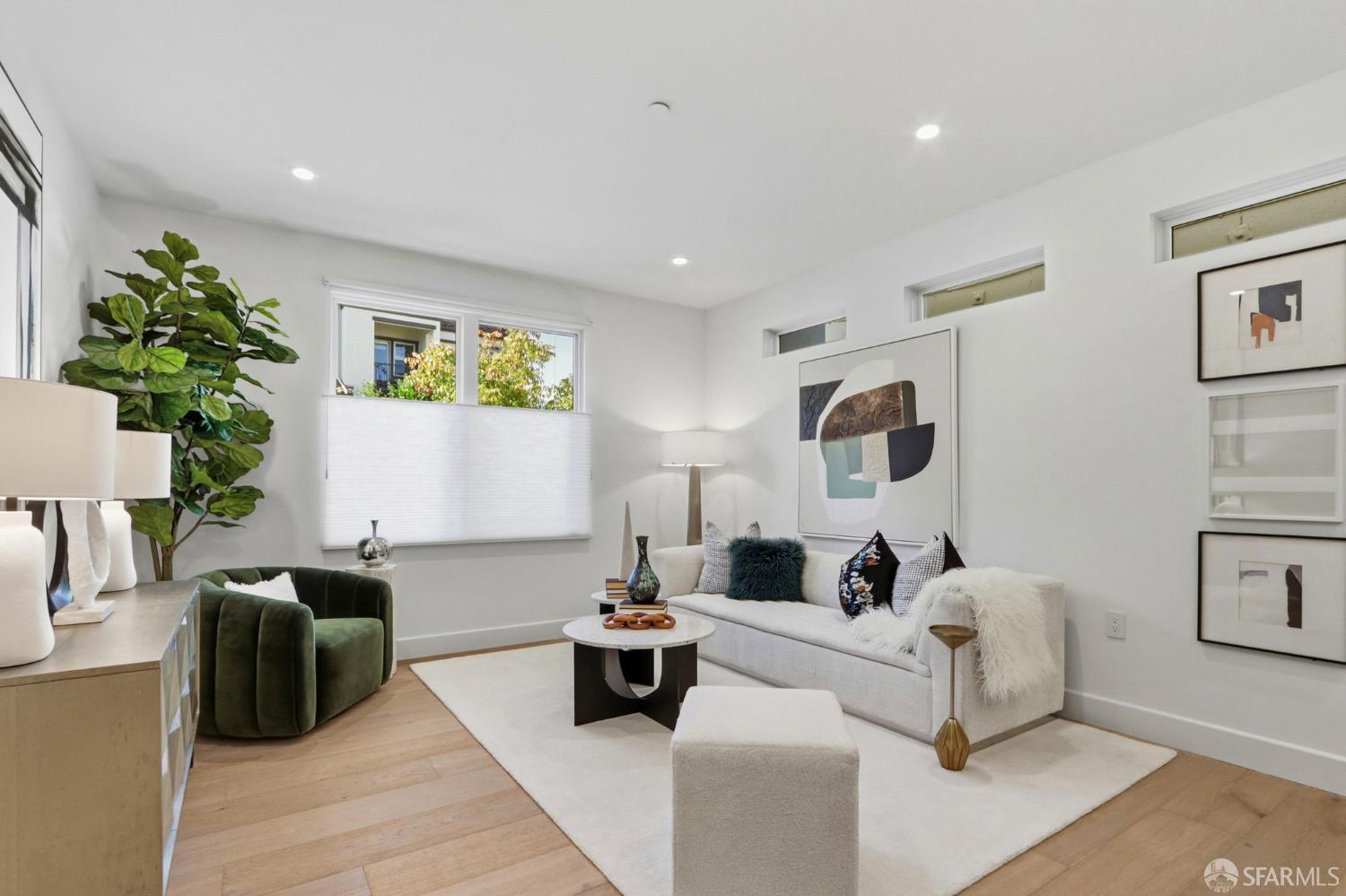 Detail Gallery Image 2 of 39 For 425 First St #14,  Los Altos,  CA 94022 - 1 Beds | 1/1 Baths