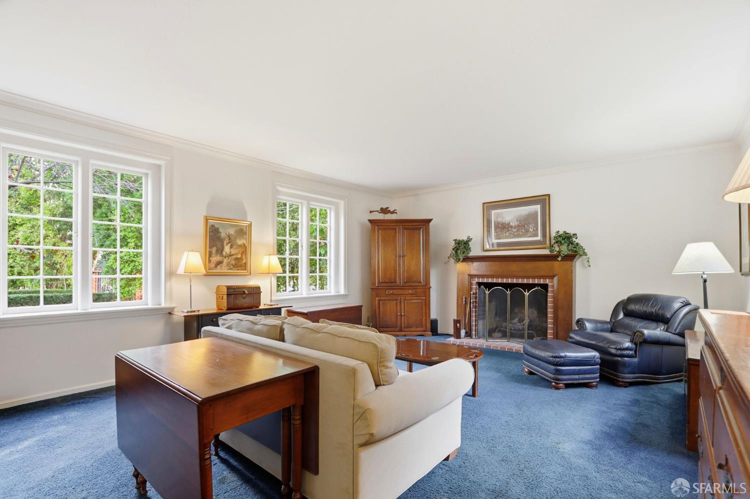 Detail Gallery Image 17 of 53 For 6 Cypress Ct, Los Altos,  CA 94022 - 5 Beds | 3/2 Baths