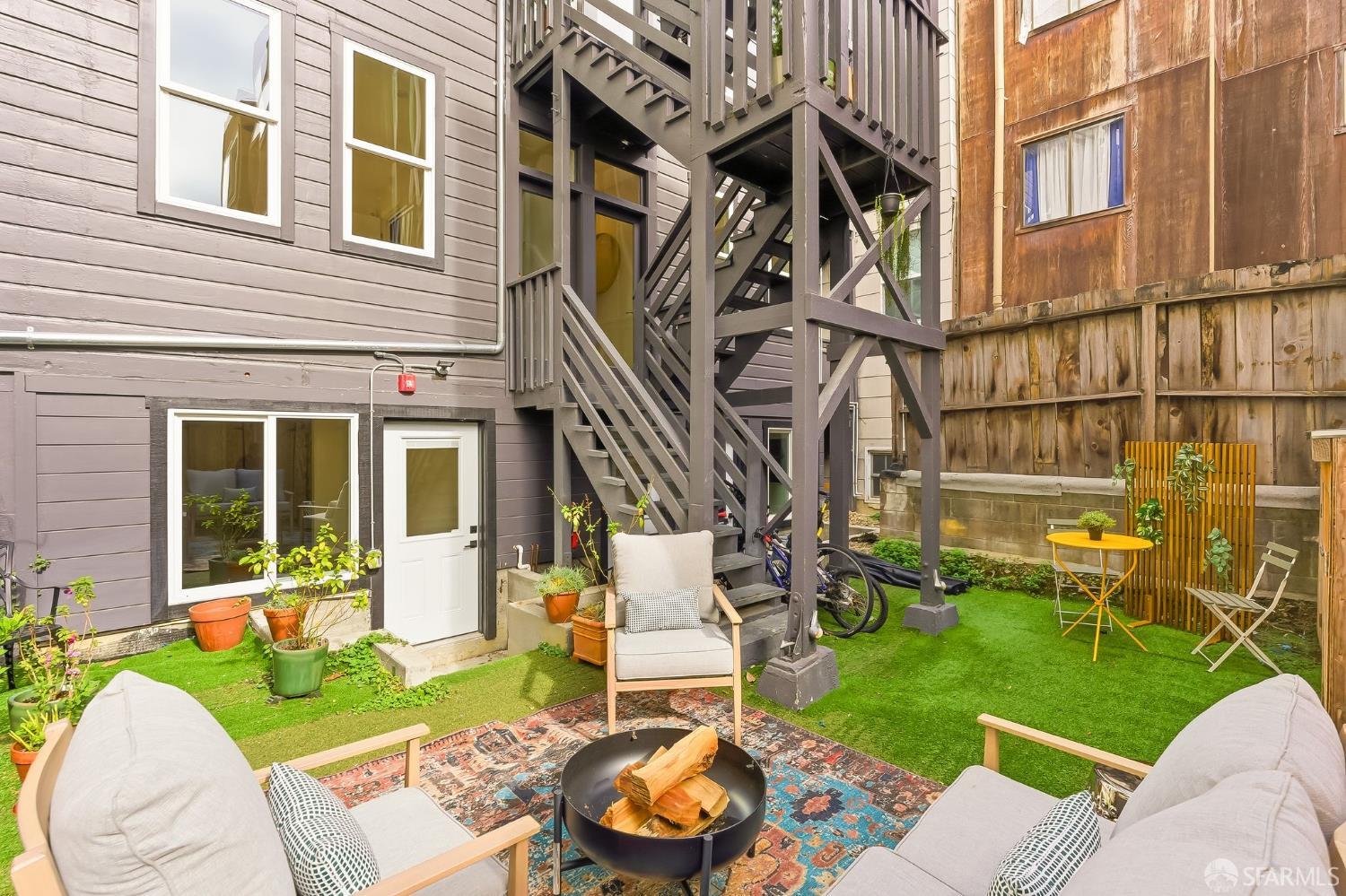 Detail Gallery Image 18 of 25 For 357 Vallejo St, San Francisco,  CA 94133 - 2 Beds | 2 Baths