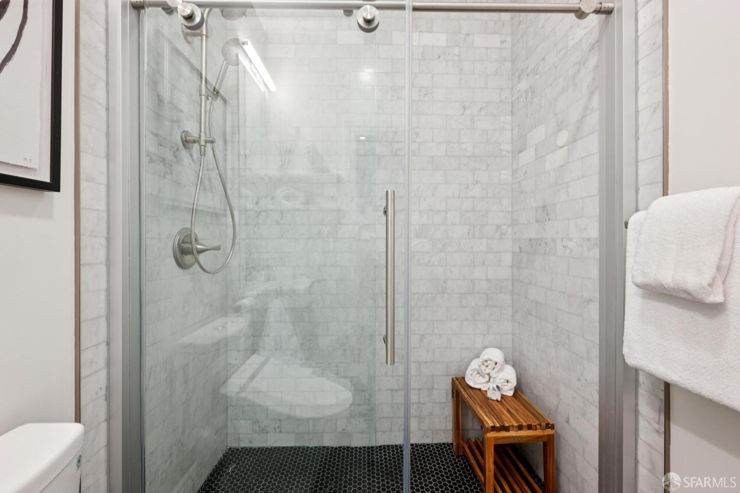 Detail Gallery Image 36 of 38 For 1070 Post St #4,  San Francisco,  CA 94109 - 3 Beds | 2 Baths