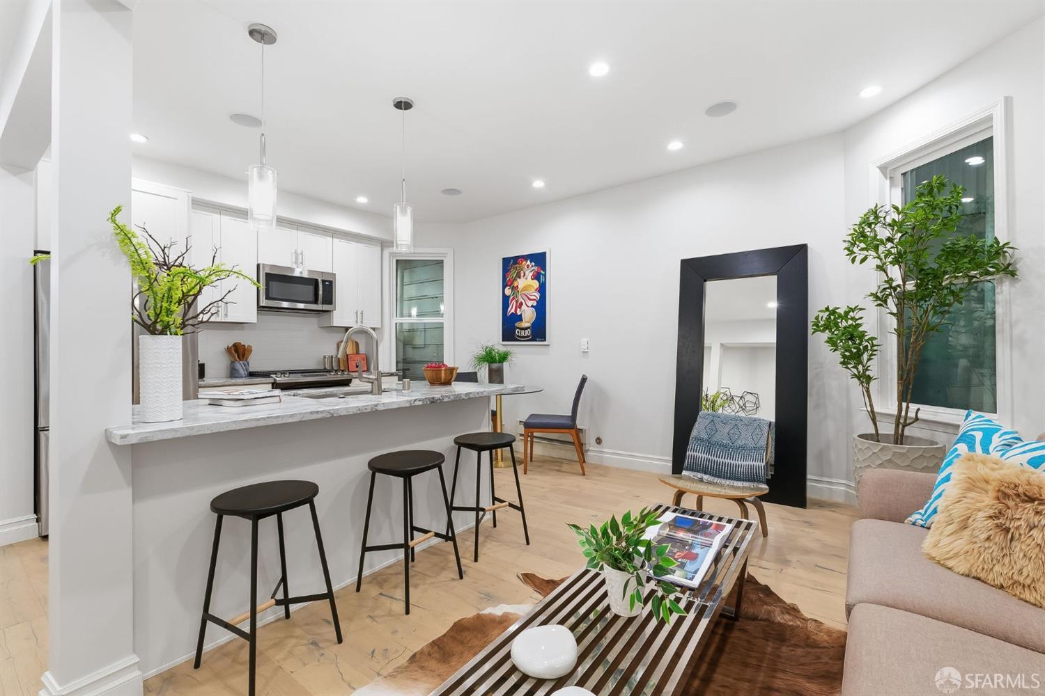 Detail Gallery Image 8 of 25 For 357 Vallejo St, San Francisco,  CA 94133 - 2 Beds | 2 Baths