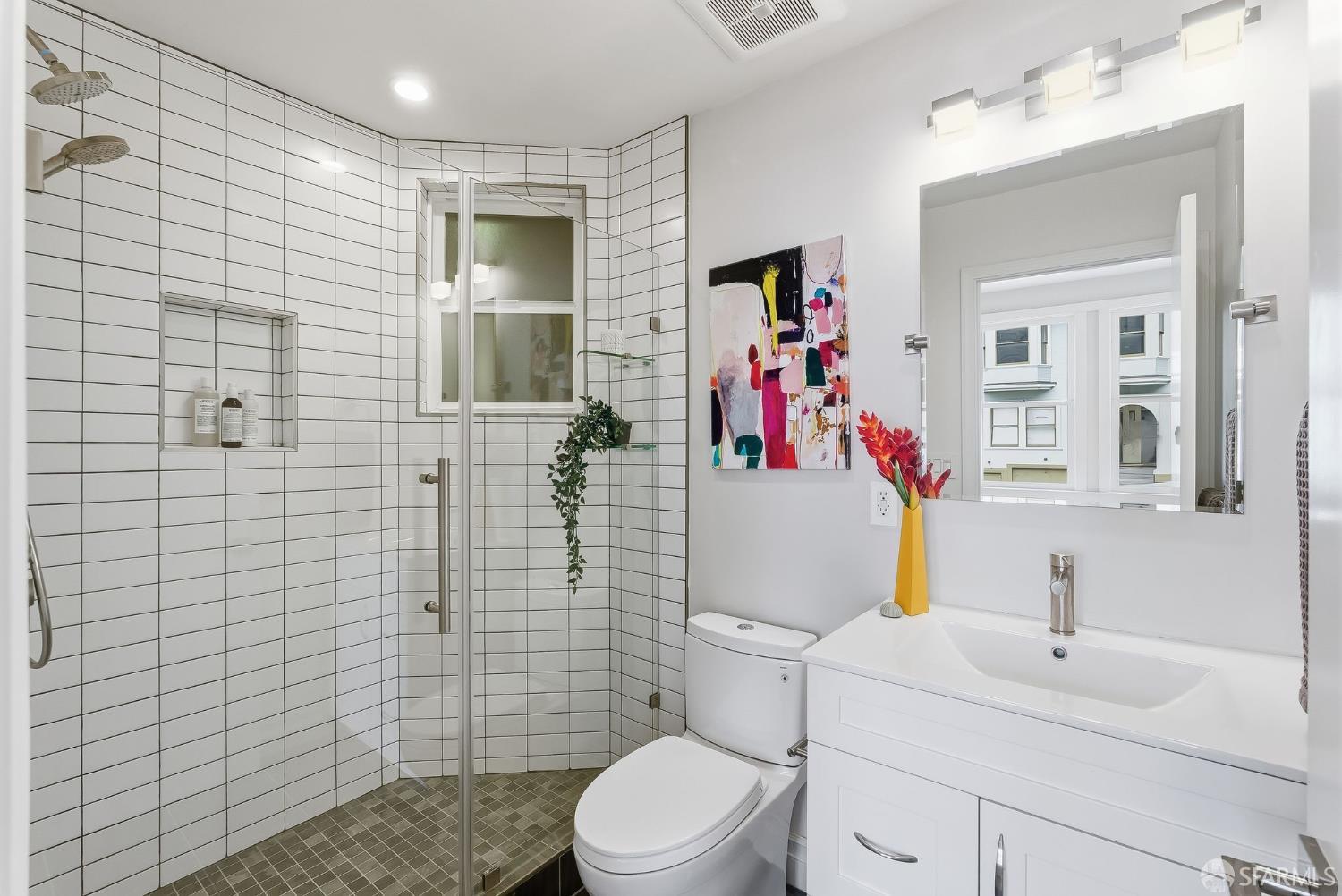 Detail Gallery Image 11 of 25 For 357 Vallejo St, San Francisco,  CA 94133 - 2 Beds | 2 Baths