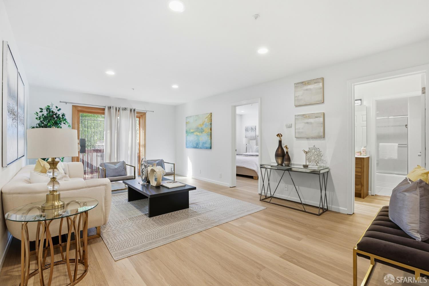 Detail Gallery Image 19 of 33 For 932 Hillside Blvd, Daly City,  CA 94014 - 4 Beds | 3 Baths