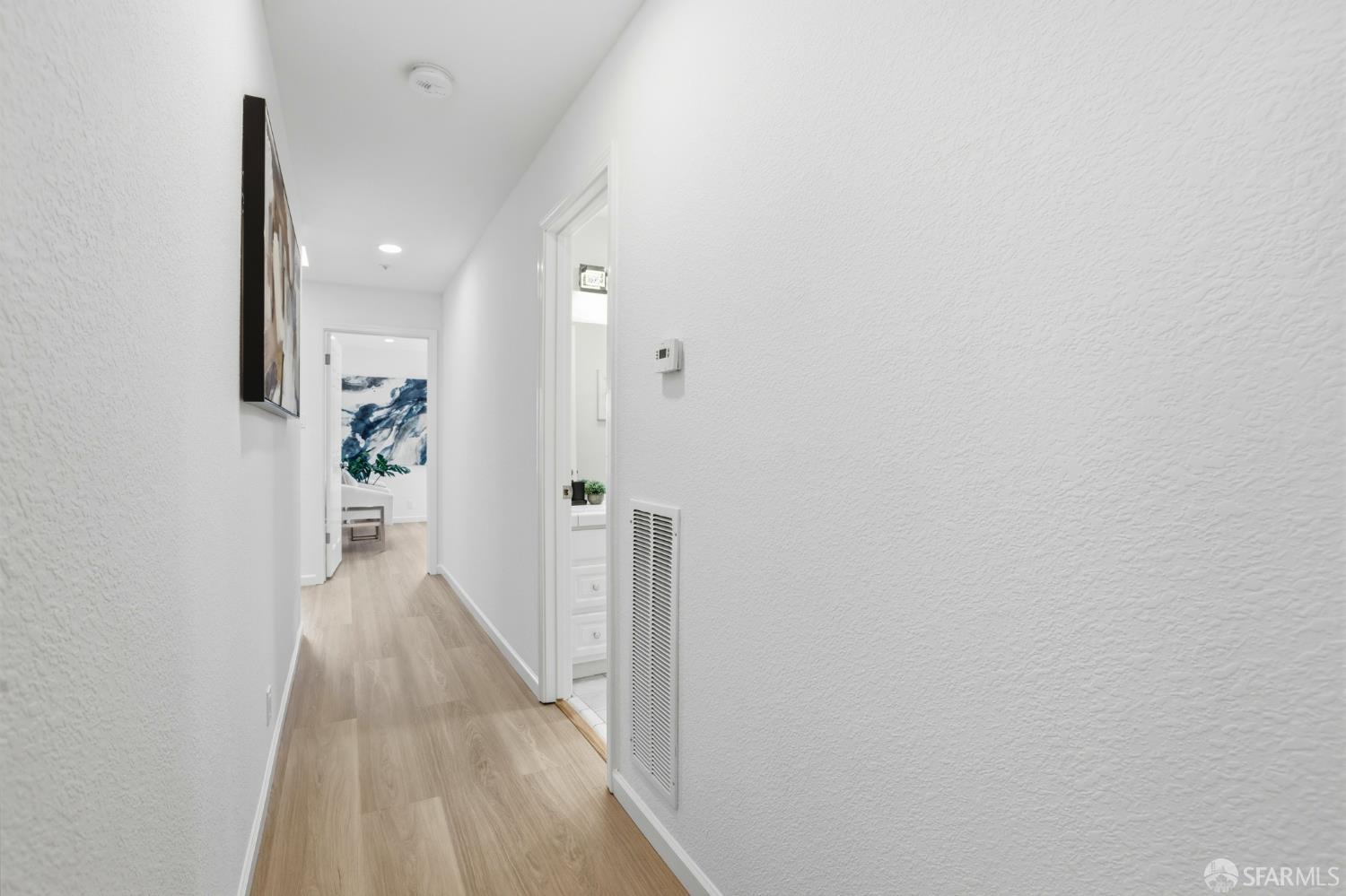 Detail Gallery Image 9 of 33 For 932 Hillside Blvd, Daly City,  CA 94014 - 4 Beds | 3 Baths