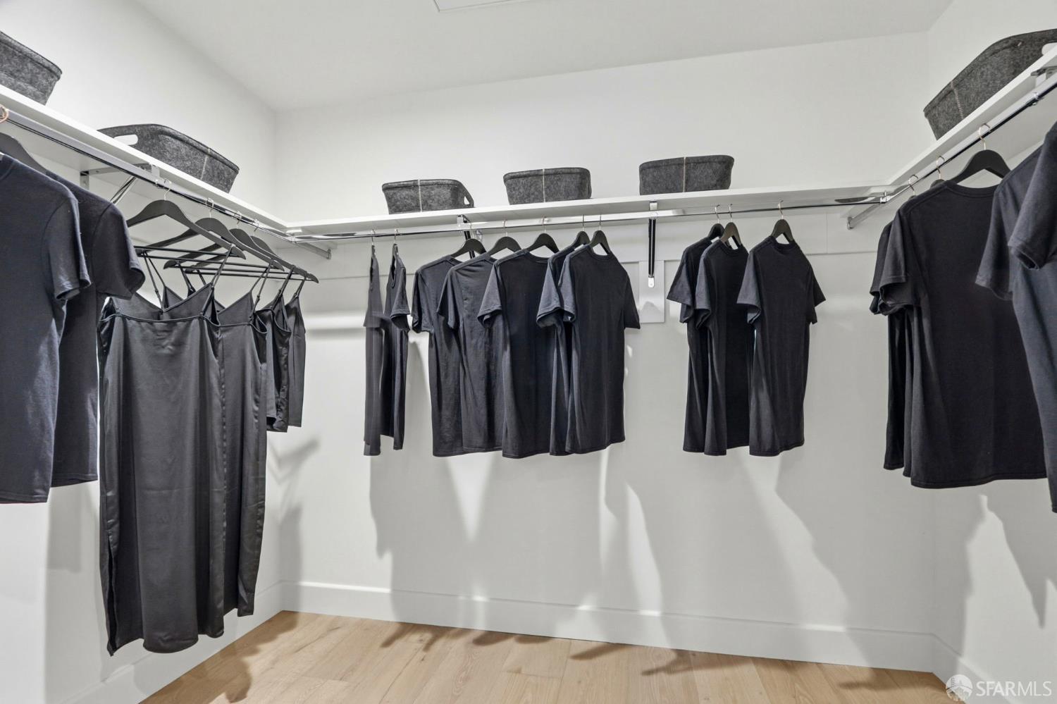 Detail Gallery Image 19 of 39 For 425 First St #14,  Los Altos,  CA 94022 - 1 Beds | 1/1 Baths