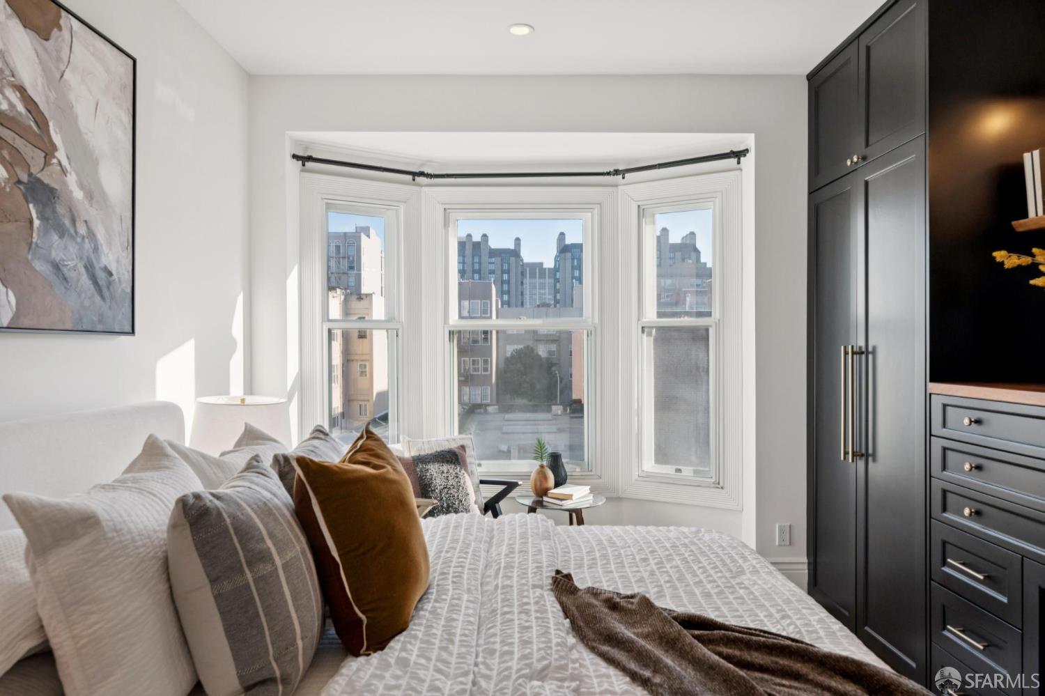 Detail Gallery Image 21 of 38 For 1070 Post St #4,  San Francisco,  CA 94109 - 3 Beds | 2 Baths