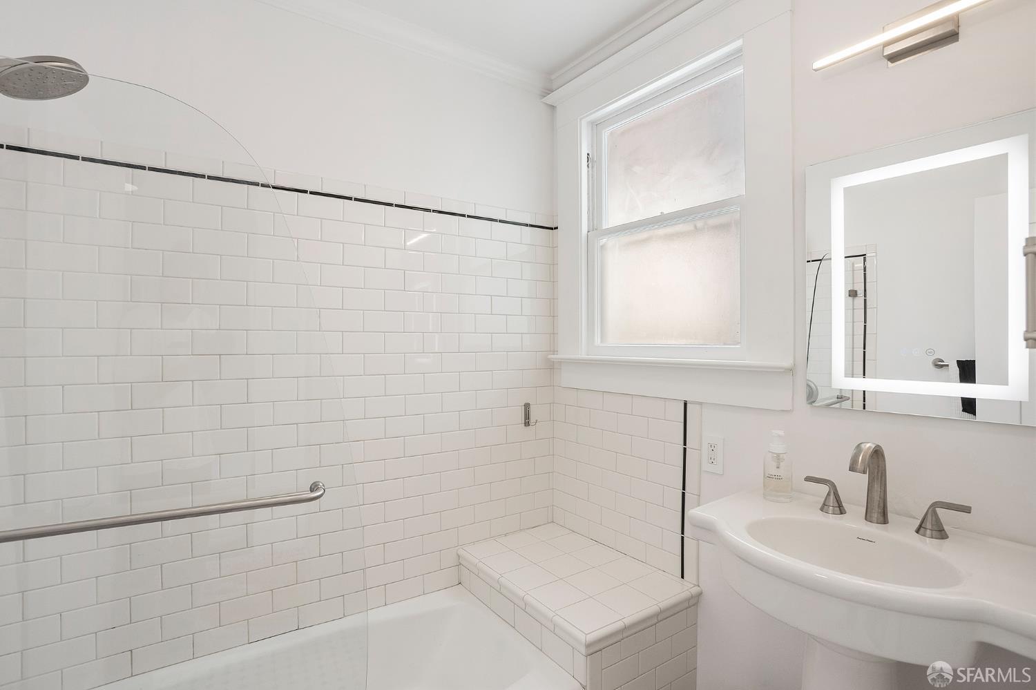 Detail Gallery Image 27 of 30 For 3975 Clay St, San Francisco,  CA 94118 - 5 Beds | 2 Baths