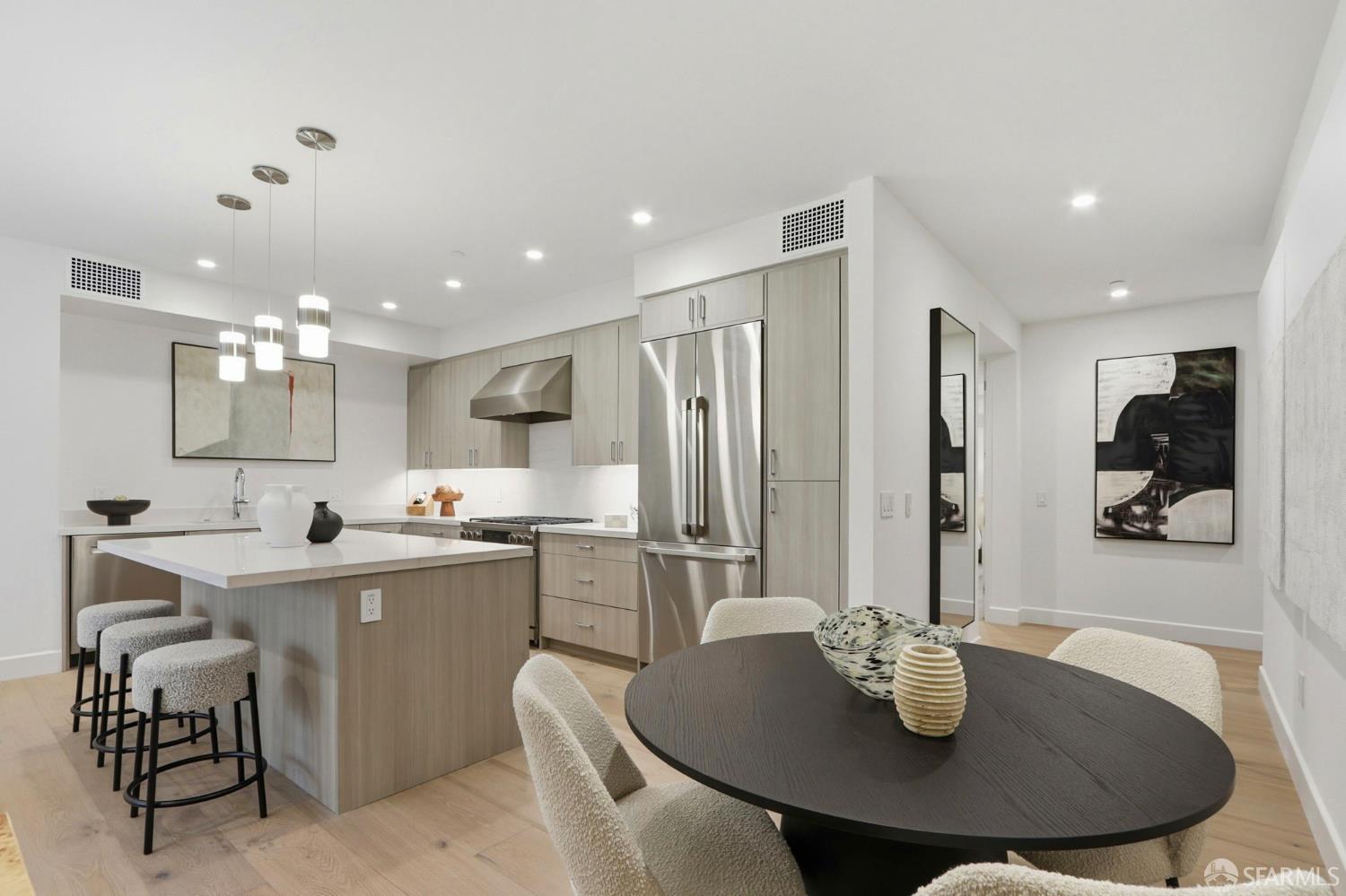 Detail Gallery Image 11 of 39 For 425 First St #14,  Los Altos,  CA 94022 - 1 Beds | 1/1 Baths