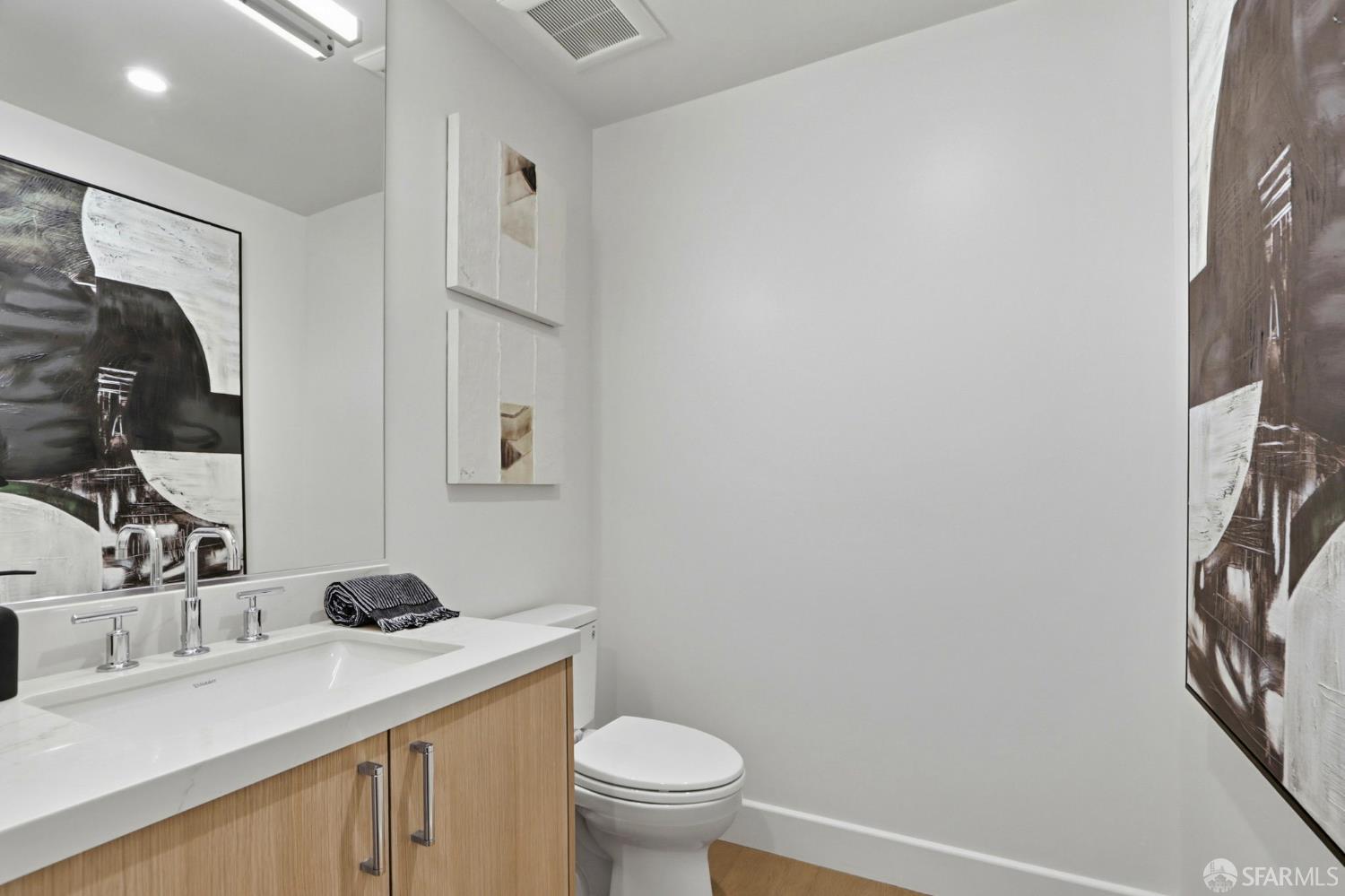 Detail Gallery Image 23 of 39 For 425 First St #14,  Los Altos,  CA 94022 - 1 Beds | 1/1 Baths