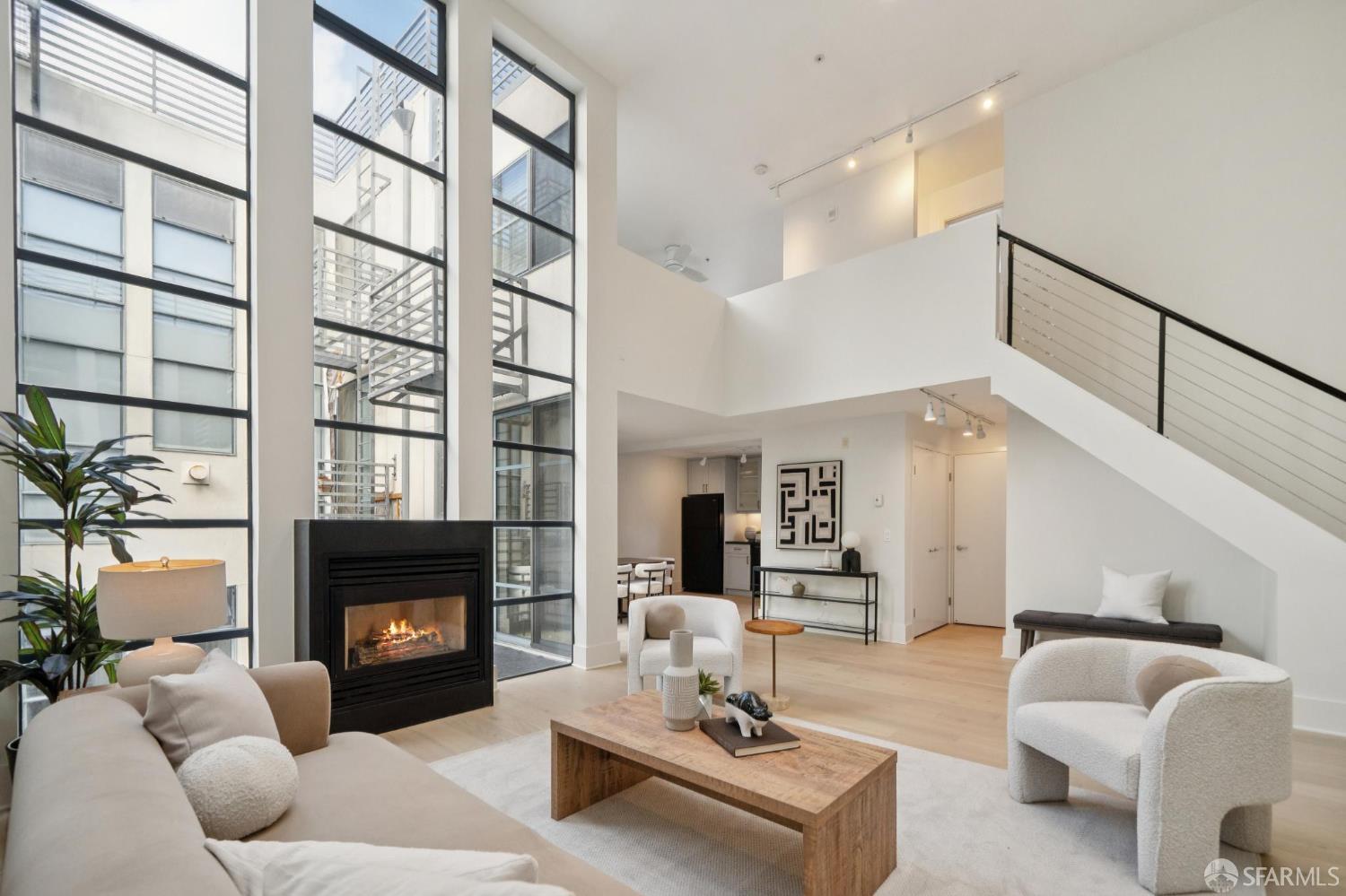 Photo #7: 425086513 Listing: Photo #7