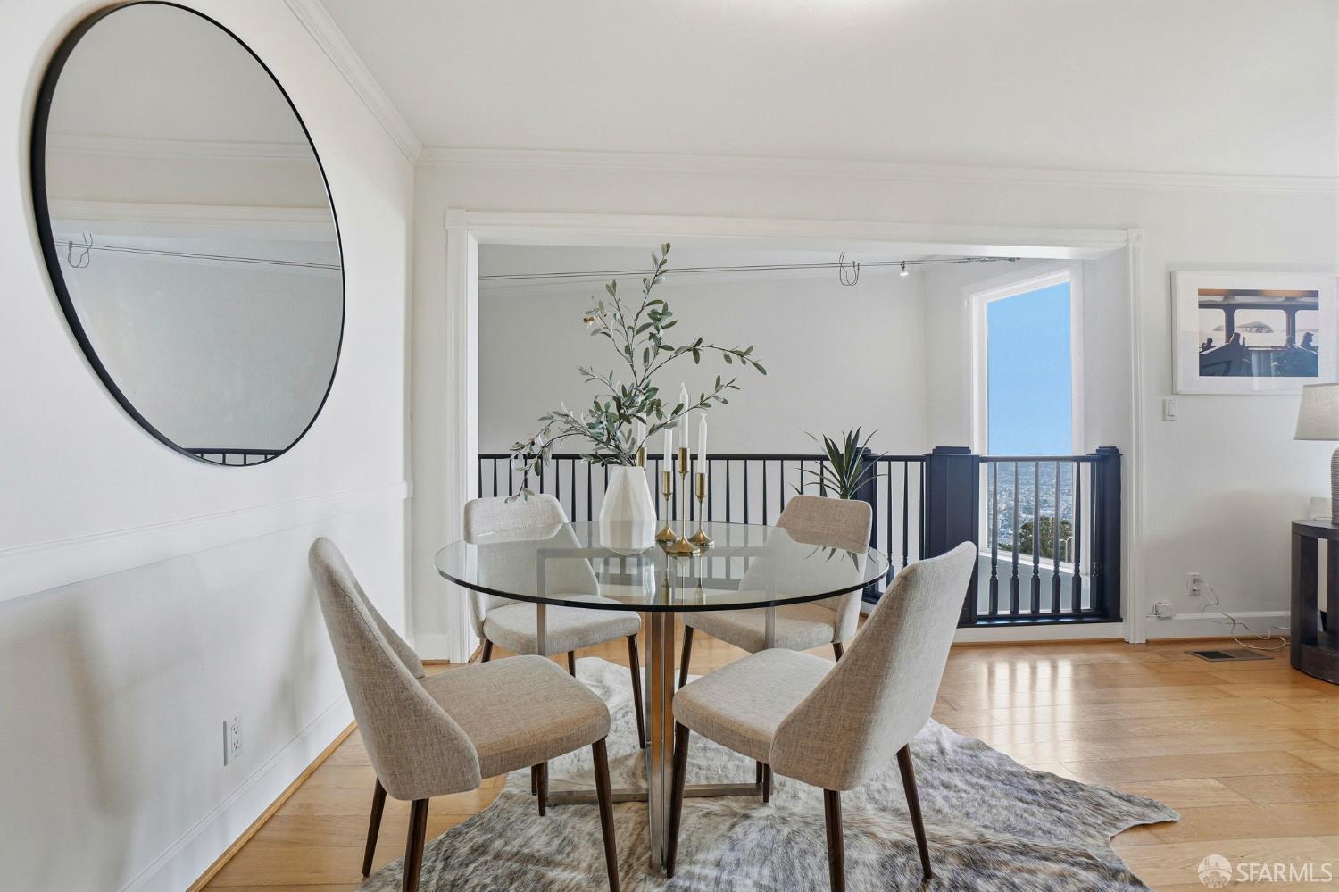 Photo #4: 425085572 Listing: Photo #4