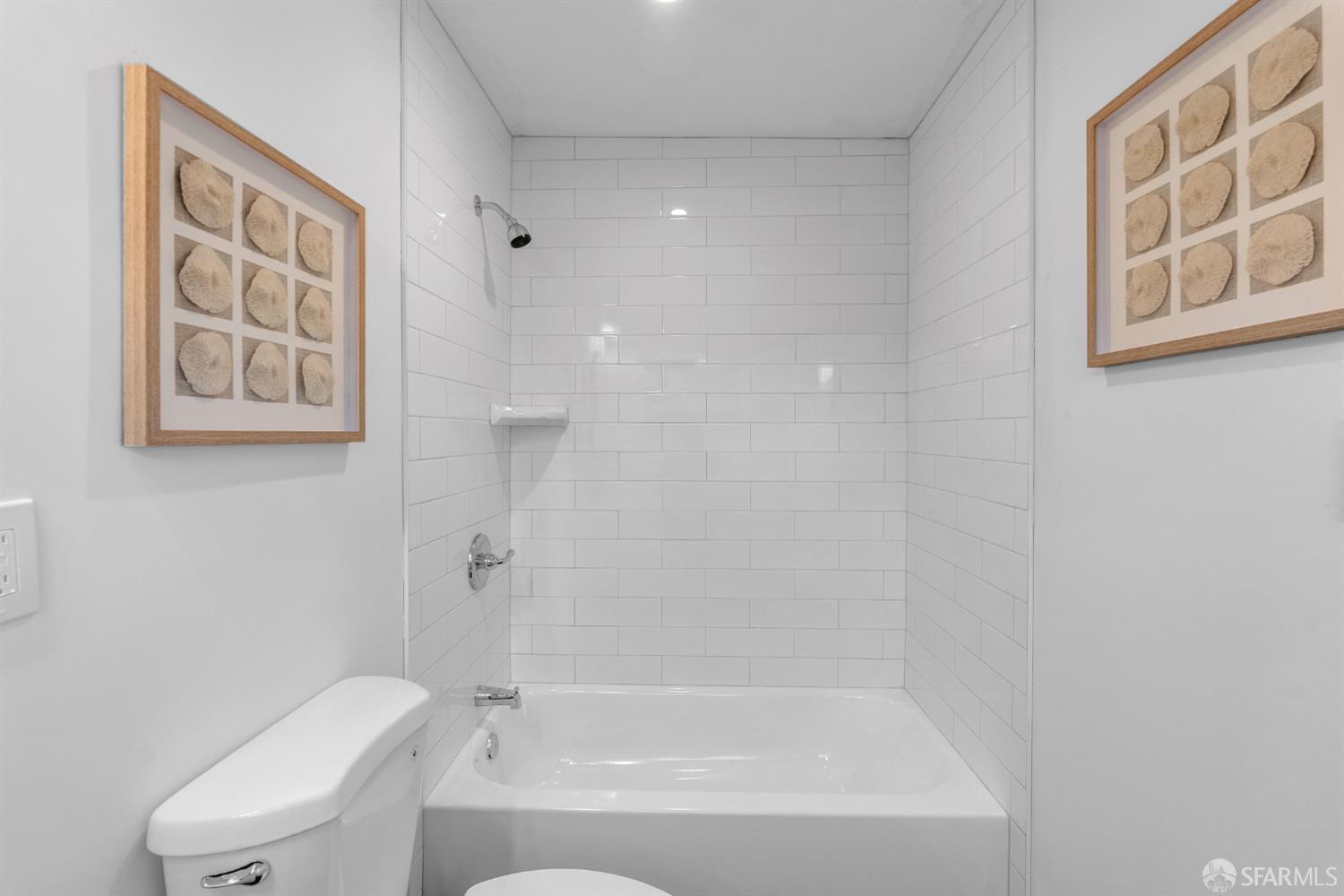 Detail Gallery Image 10 of 27 For 1055 56th St, Emeryville,  CA 94608 - 4 Beds | 2 Baths