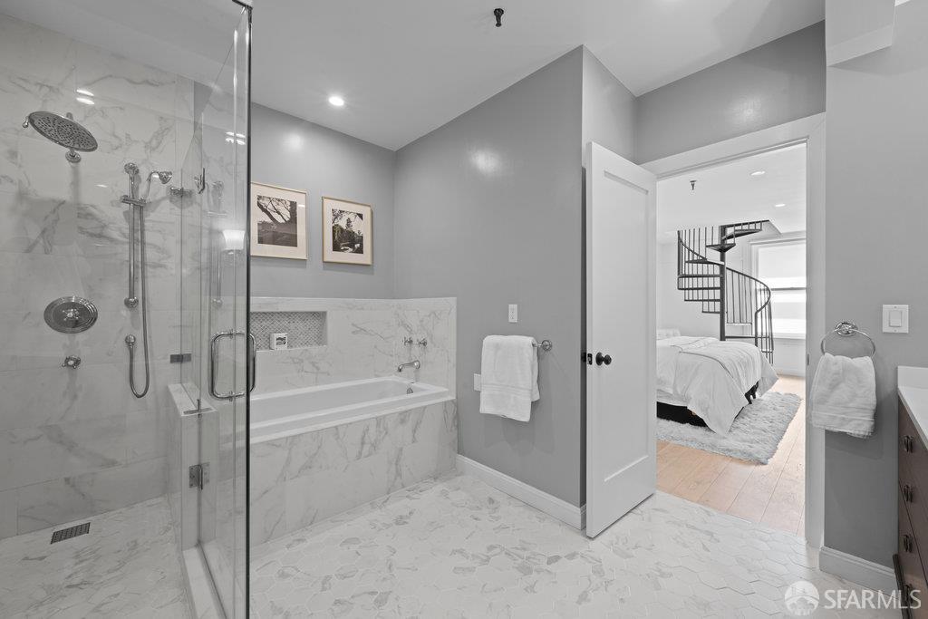 Detail Gallery Image 36 of 80 For 1259 Union St, San Francisco,  CA 94109 - 4 Beds | 3 Baths