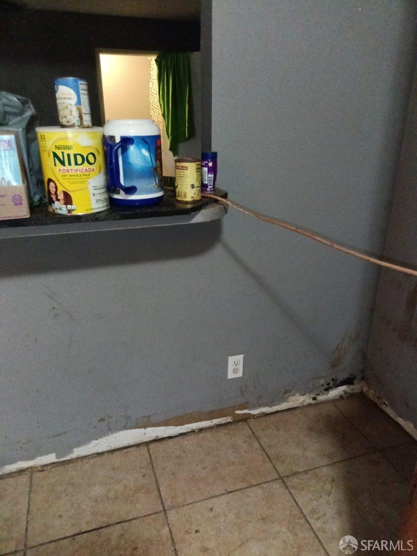 Detail Gallery Image 10 of 12 For 12420 State Highway 99e Hwy, Red Bluff,  CA 96080 - 3 Beds | 2 Baths