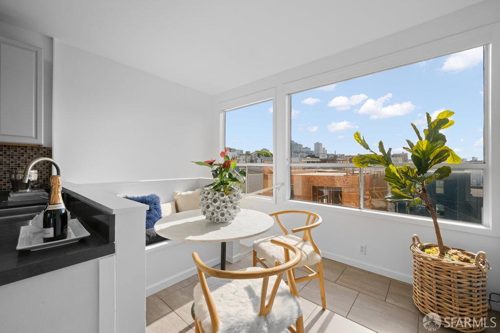 Detail Gallery Image 17 of 80 For 1259 Union St, San Francisco,  CA 94109 - 4 Beds | 3 Baths