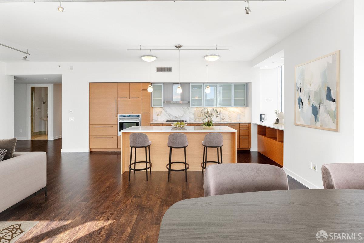 Detail Gallery Image 5 of 54 For 301 Mission St 29d,  San Francisco,  CA 94105 - 2 Beds | 3 Baths