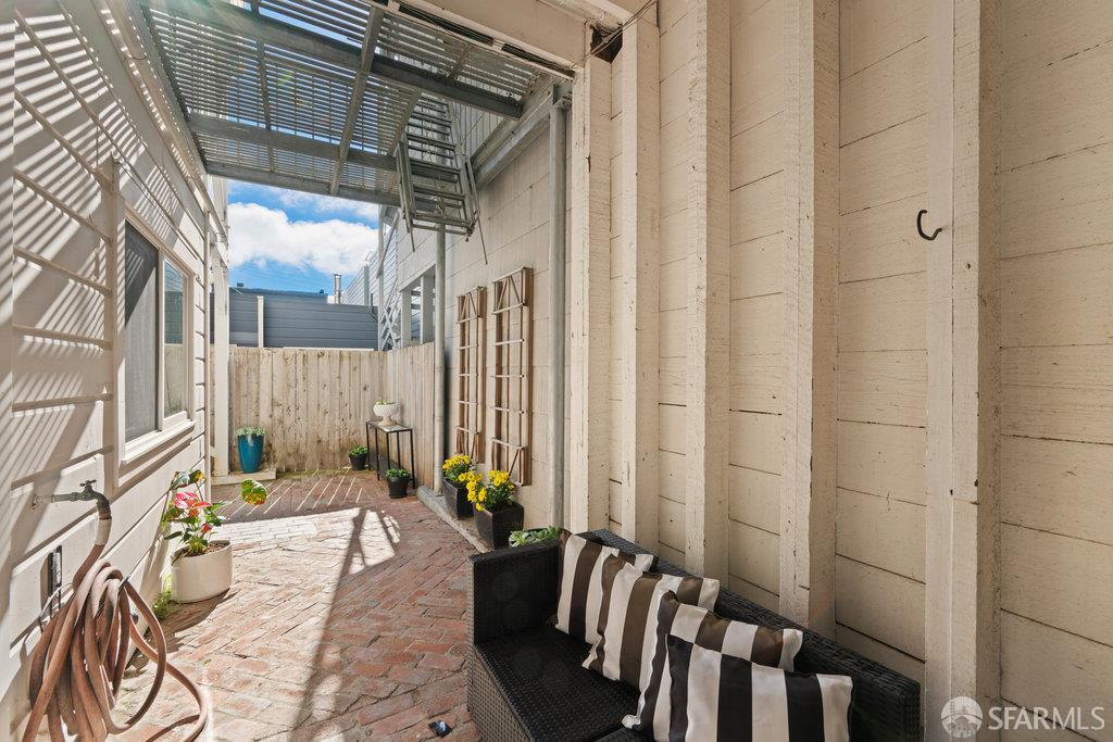 Detail Gallery Image 44 of 80 For 1259 Union St, San Francisco,  CA 94109 - 4 Beds | 3 Baths