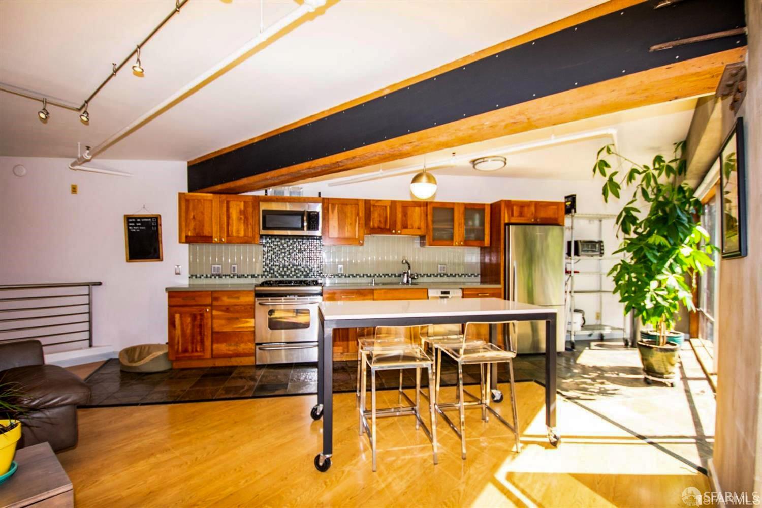 18 Lansing Street # 101