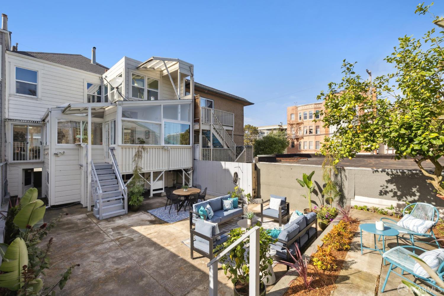 Detail Gallery Image 33 of 37 For 506 11th Ave, San Francisco,  CA 94118 - 3 Beds | 2/2 Baths