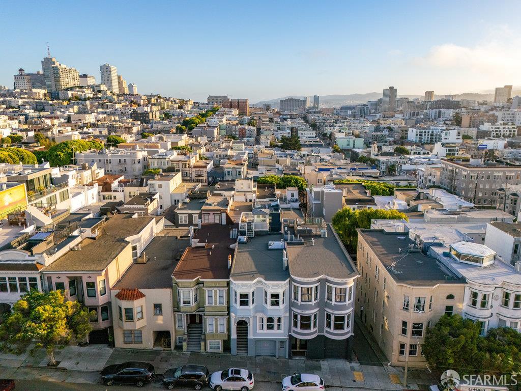 Detail Gallery Image 59 of 80 For 1259 Union St, San Francisco,  CA 94109 - 4 Beds | 3 Baths