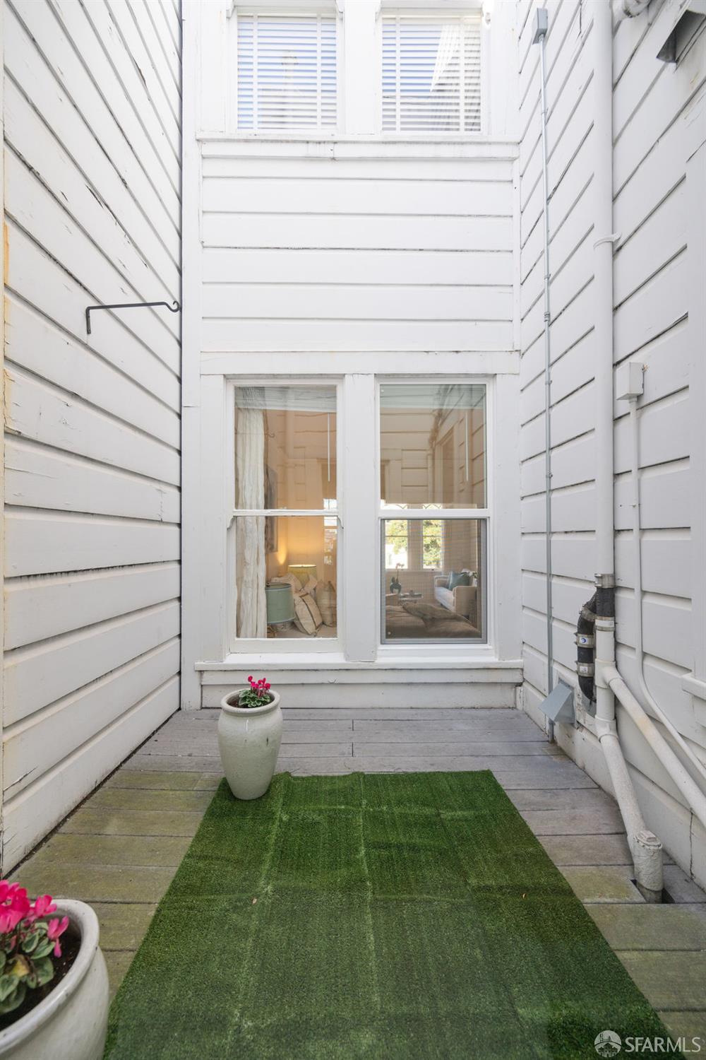 Detail Gallery Image 53 of 80 For 1259 Union St, San Francisco,  CA 94109 - 4 Beds | 3 Baths