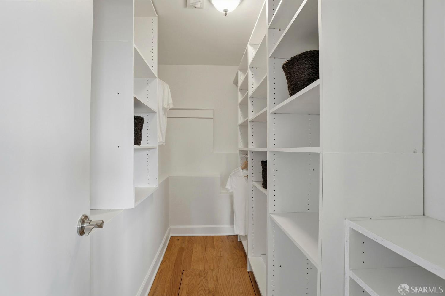 Photo #21: 425085572 Listing: Photo #21