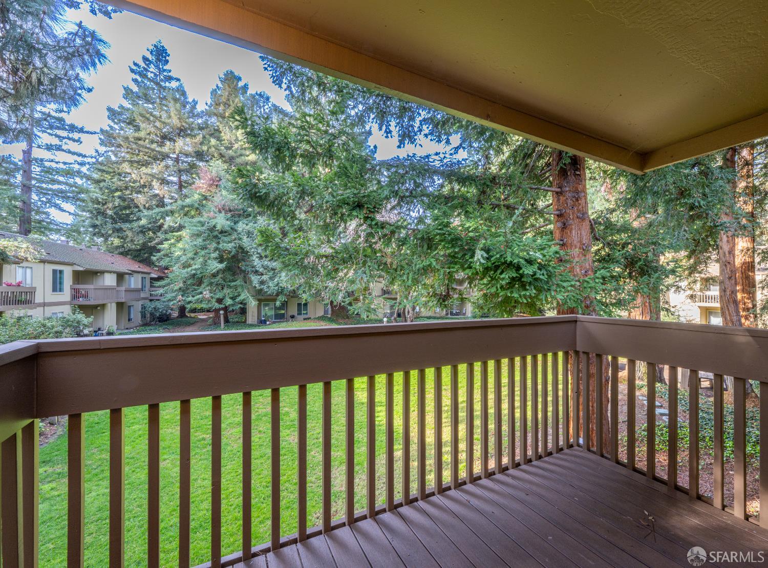 Detail Gallery Image 29 of 34 For 505 Cypress Point Dr #40,  Mountain View,  CA 94043 - 1 Beds | 1 Baths