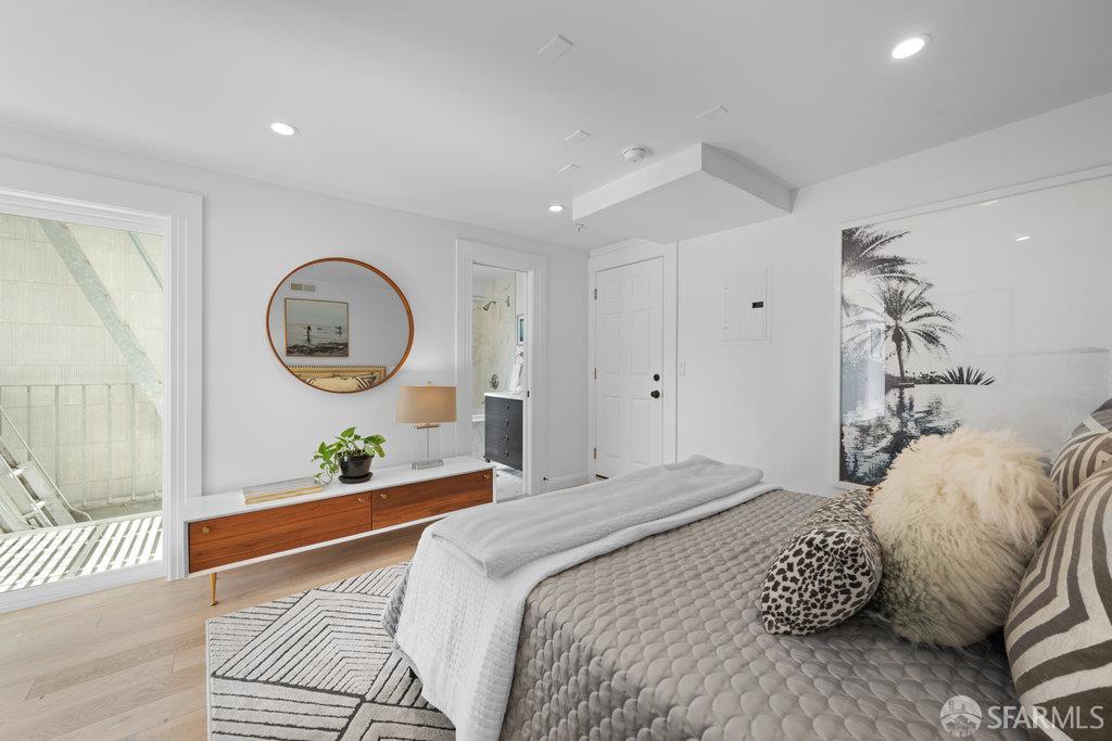 Detail Gallery Image 29 of 80 For 1259 Union St, San Francisco,  CA 94109 - 4 Beds | 3 Baths