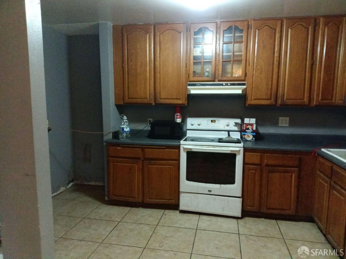 Detail Gallery Image 3 of 12 For 12420 State Highway 99e Hwy, Red Bluff,  CA 96080 - 3 Beds | 2 Baths