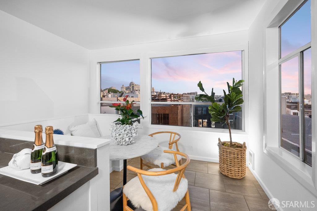 Detail Gallery Image 16 of 80 For 1259 Union St, San Francisco,  CA 94109 - 4 Beds | 3 Baths