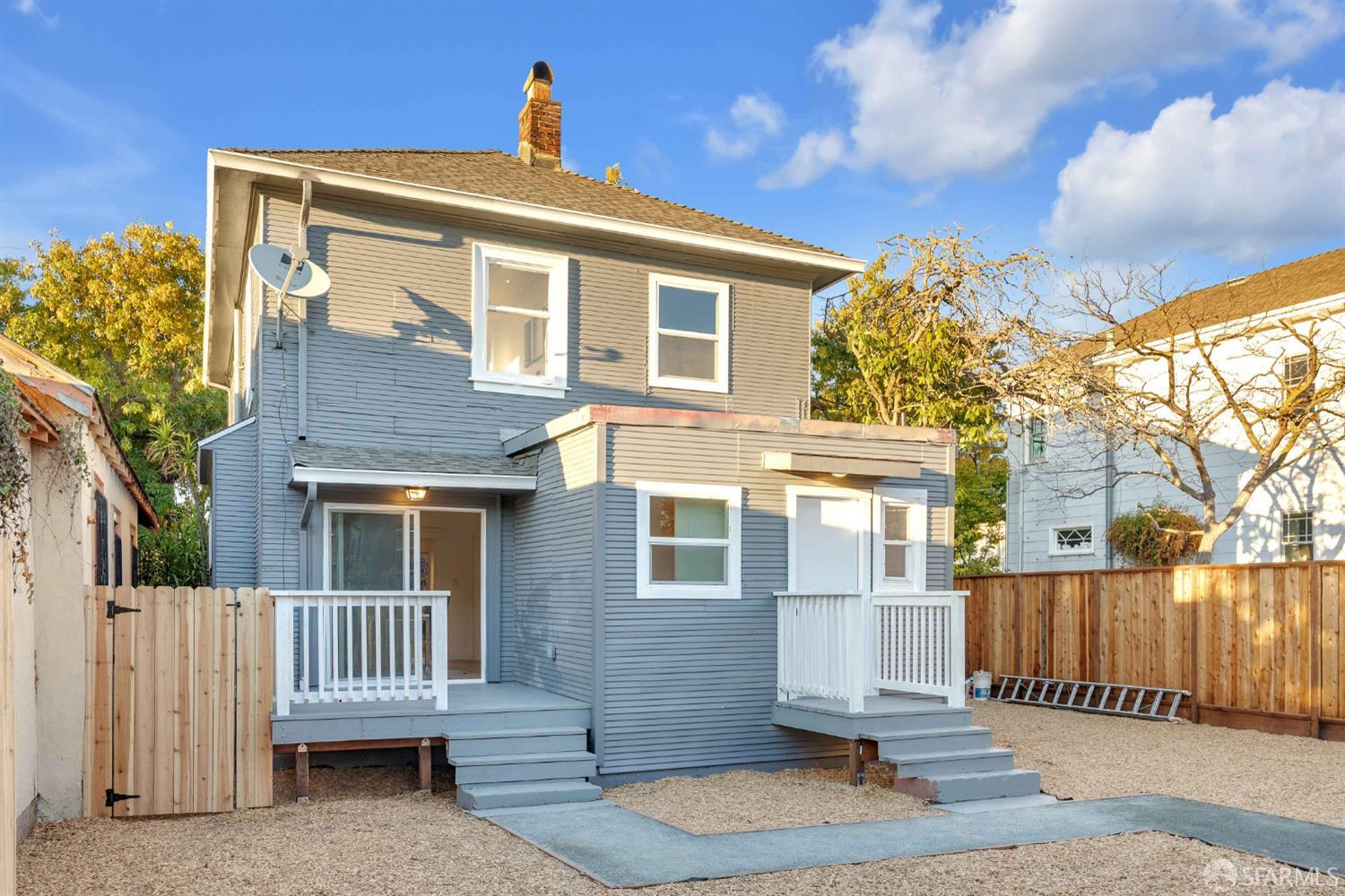 Detail Gallery Image 21 of 27 For 1055 56th St, Emeryville,  CA 94608 - 4 Beds | 2 Baths