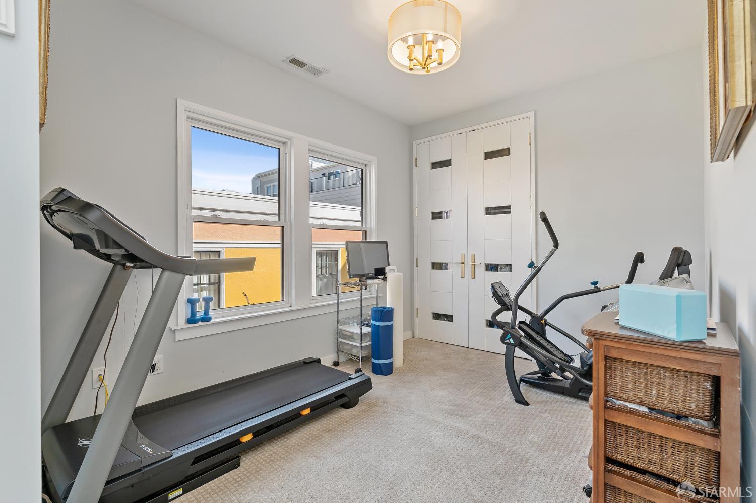 Detail Gallery Image 26 of 44 For 1159 Pacific Ave, San Francisco,  CA 94133 - 5 Beds | 4/1 Baths