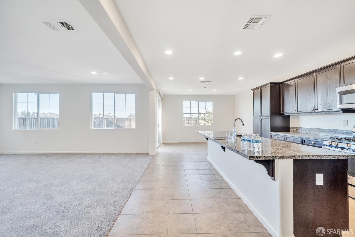 Detail Gallery Image 7 of 35 For 4747 Dundee St, Antioch,  CA 94531 - 4 Beds | 3 Baths