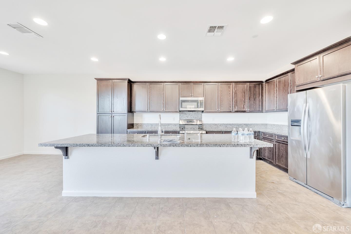 Detail Gallery Image 8 of 35 For 4747 Dundee St, Antioch,  CA 94531 - 4 Beds | 3 Baths