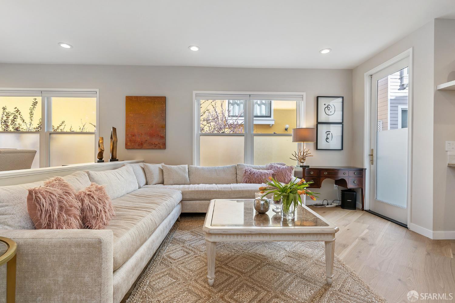 Detail Gallery Image 11 of 44 For 1159 Pacific Ave, San Francisco,  CA 94133 - 5 Beds | 4/1 Baths