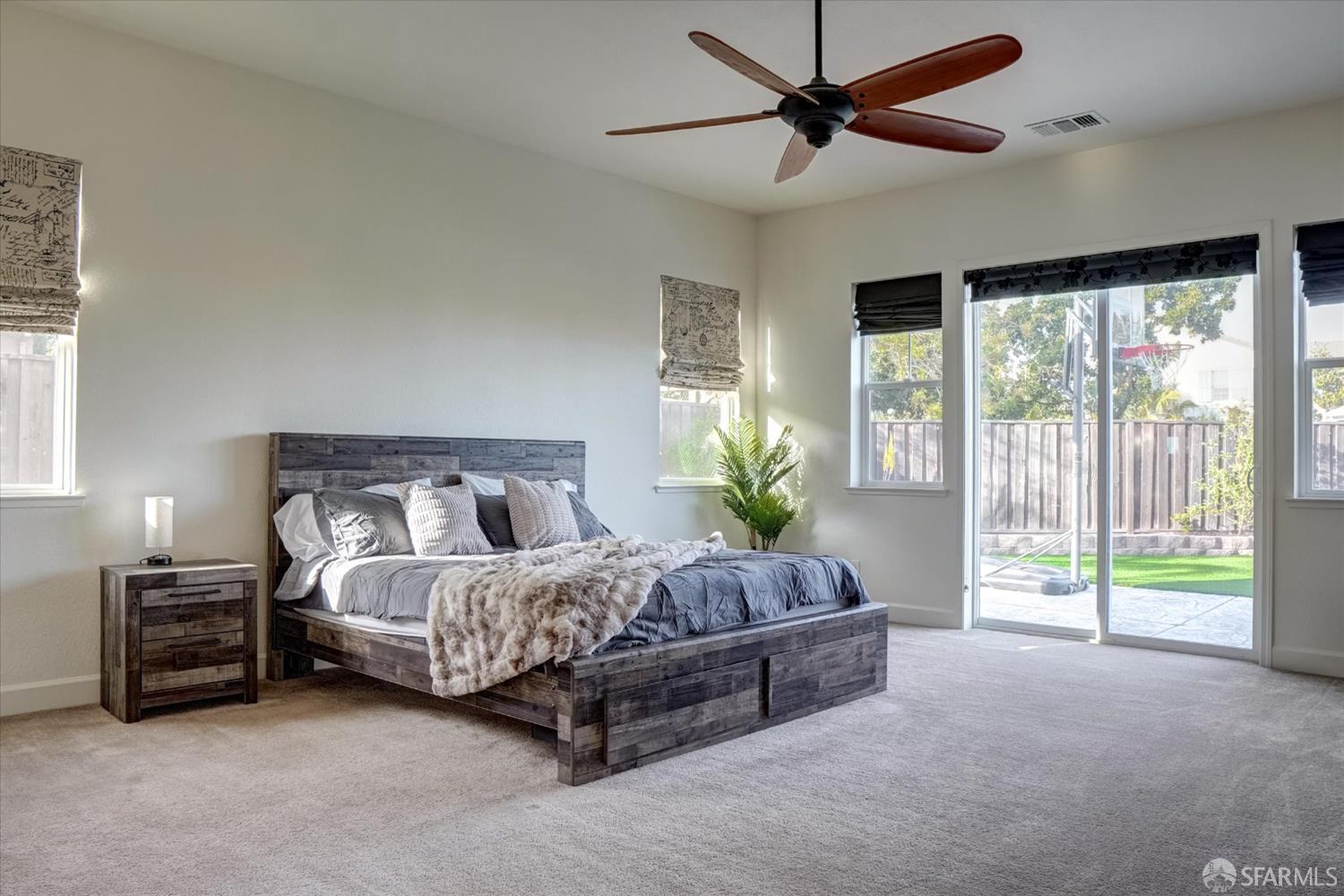 Detail Gallery Image 10 of 32 For 109 Clear Lake Ct, Oakley,  CA 94561 - 6 Beds | 4/1 Baths