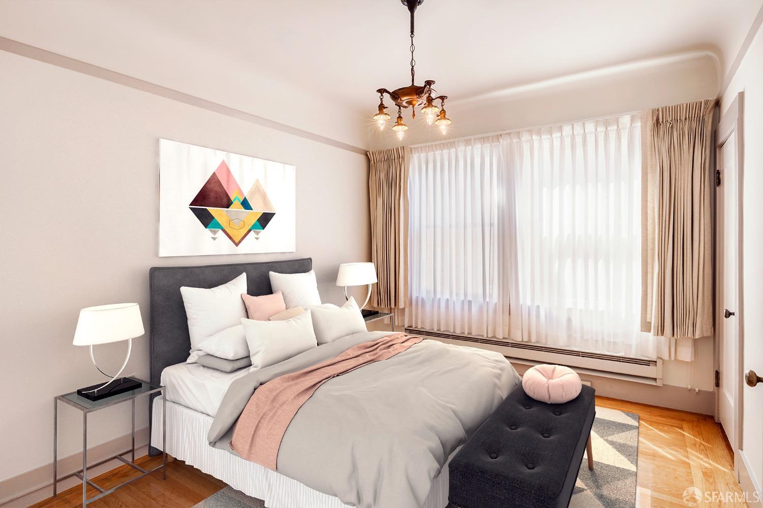 Detail Gallery Image 4 of 23 For 1463 Hyde St, San Francisco,  CA 94109 - 1 Beds | 1 Baths