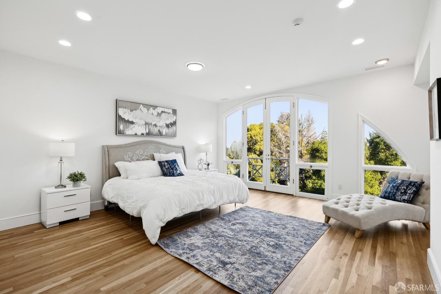 Detail Gallery Image 37 of 67 For 722 Jacaranda Cir, Hillsborough,  CA 94010 - 5 Beds | 4 Baths