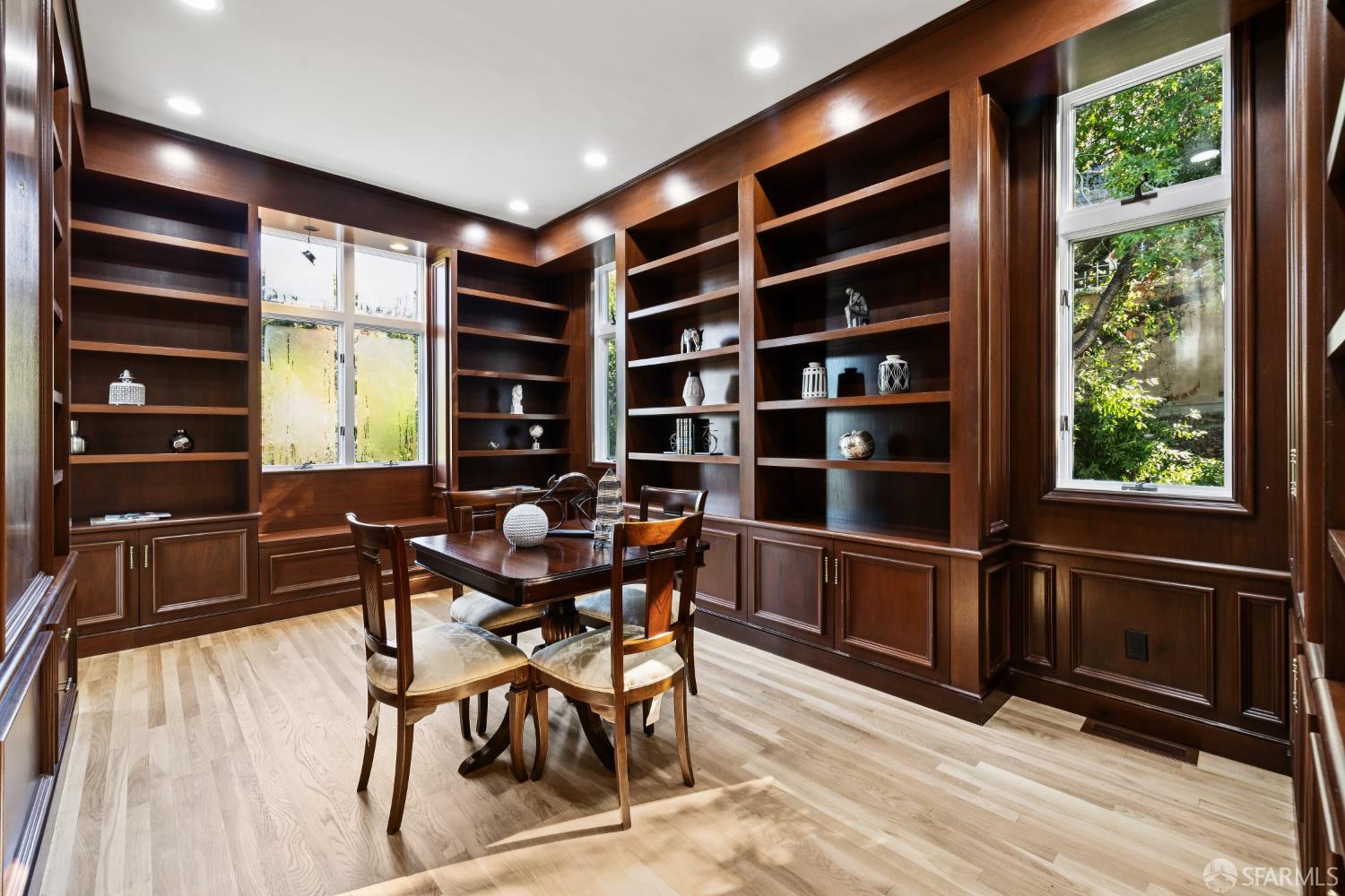 Detail Gallery Image 26 of 67 For 722 Jacaranda Cir, Hillsborough,  CA 94010 - 5 Beds | 4 Baths