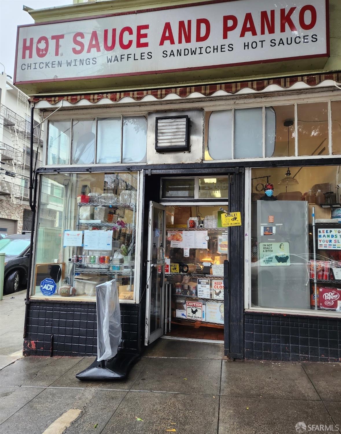 Detail Gallery Image 14 of 23 For 1463 Hyde St, San Francisco,  CA 94109 - 1 Beds | 1 Baths