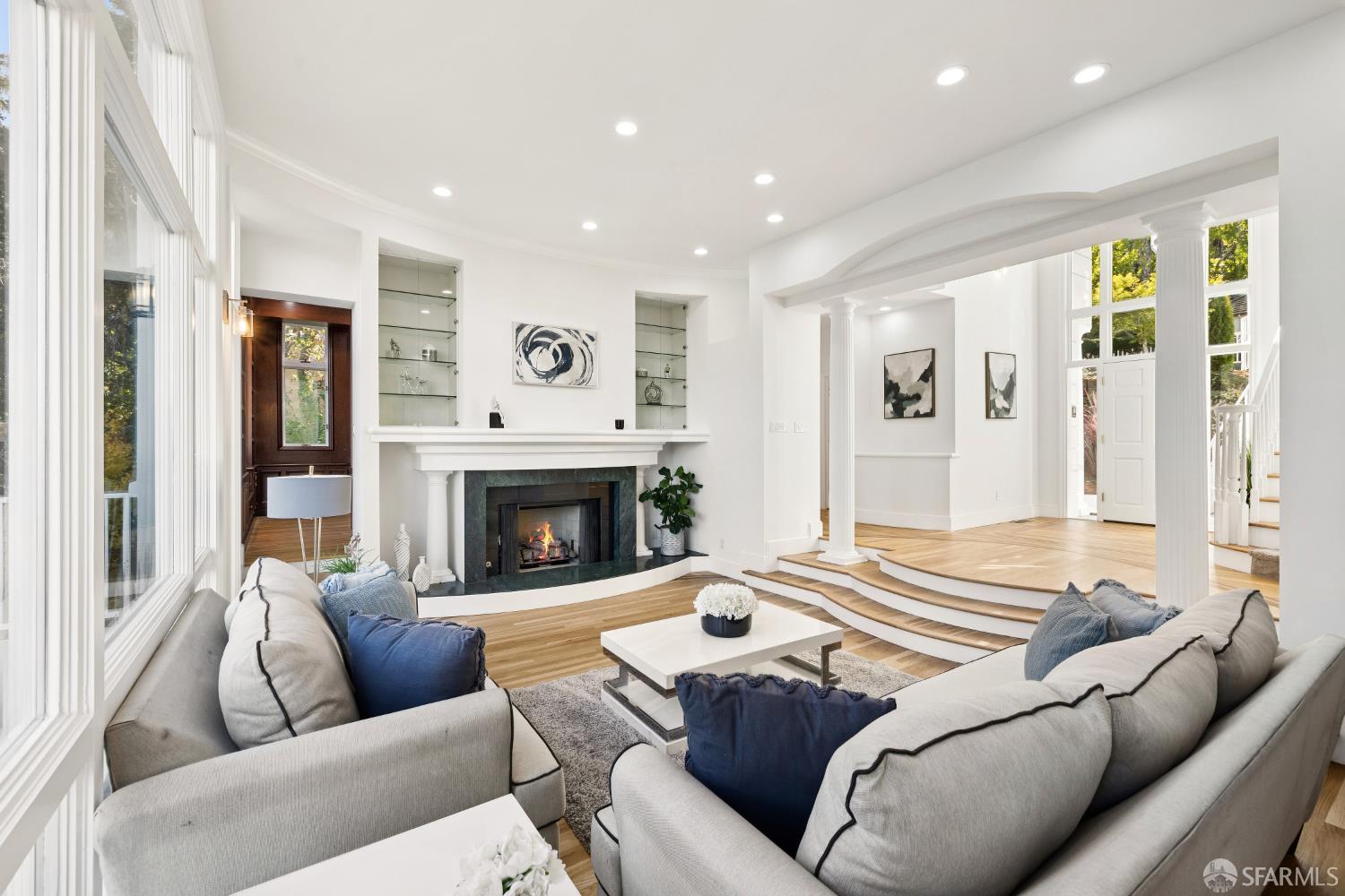 Detail Gallery Image 10 of 67 For 722 Jacaranda Cir, Hillsborough,  CA 94010 - 5 Beds | 4 Baths